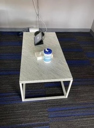 [#00-29] 4’ Marble Table