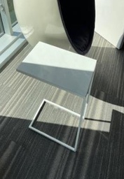 [#00-33] Metal Side Table