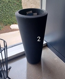 [#00-147] Black planter